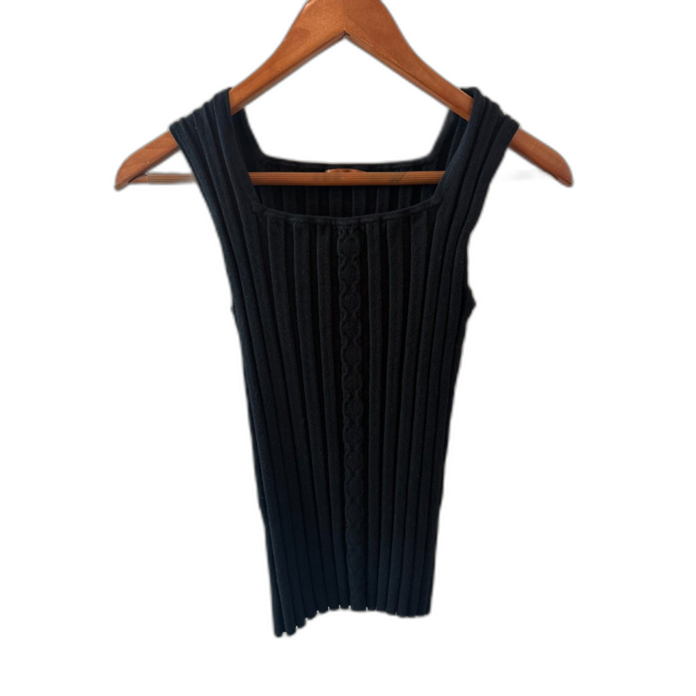 Belldini black ribbed cable-knit tank top Medium